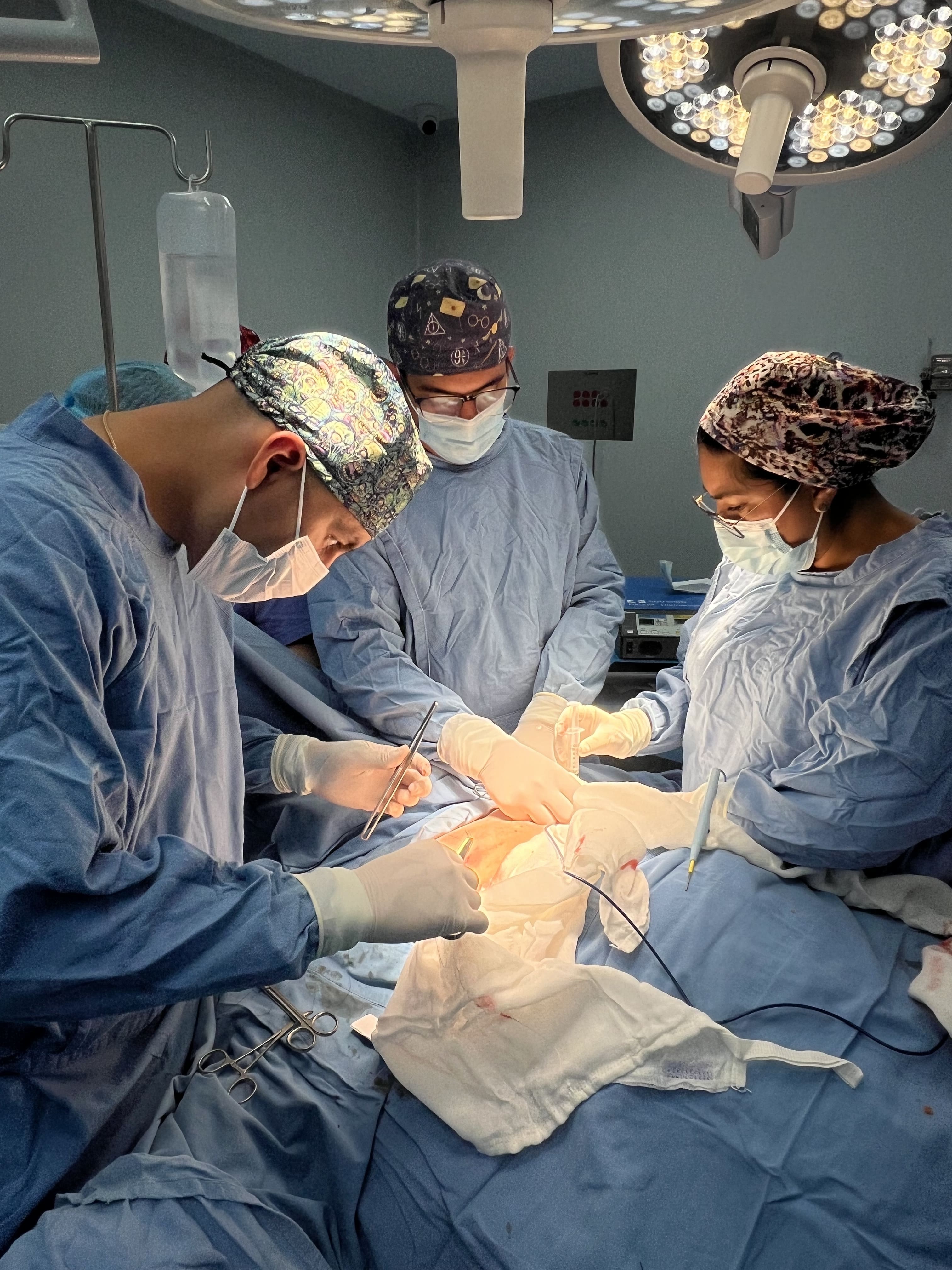 Cirugía ginecológica y atención médica especializada